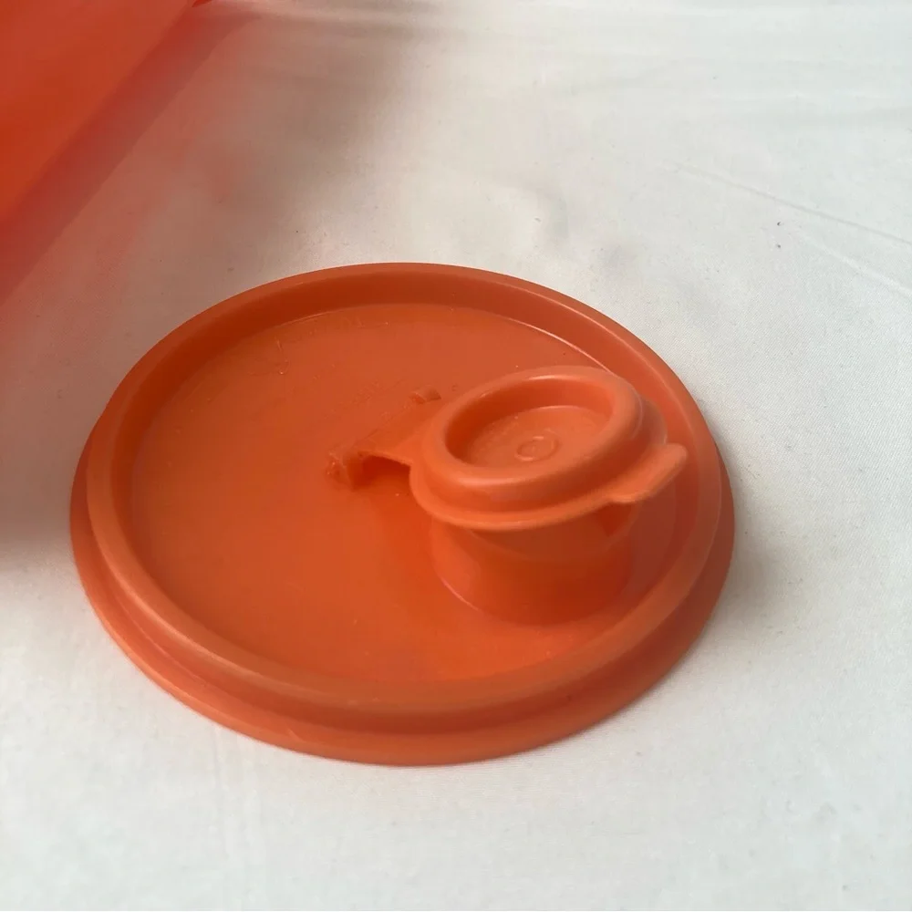 Tupperware Vintage Orange Travel Tall Cup 262 w Lid 603 Retro 80s Flip Top Sip